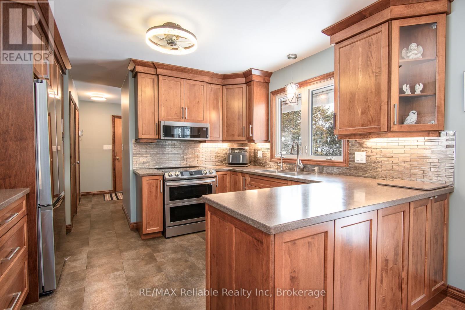 244 Elizabeth Street, Central Huron, Ontario  N0M 2H0 - Photo 23 - X12739700