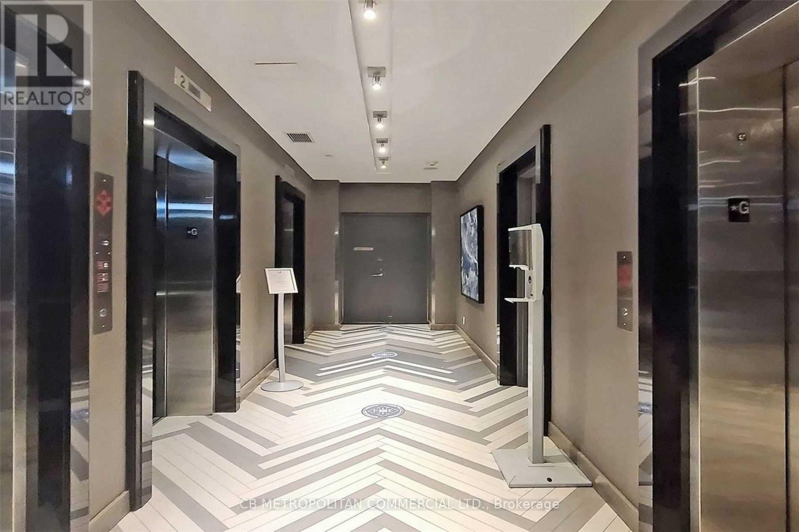 703 - 65 St Mary Street, Toronto, Ontario  M5S 0A6 - Photo 5 - C12592254