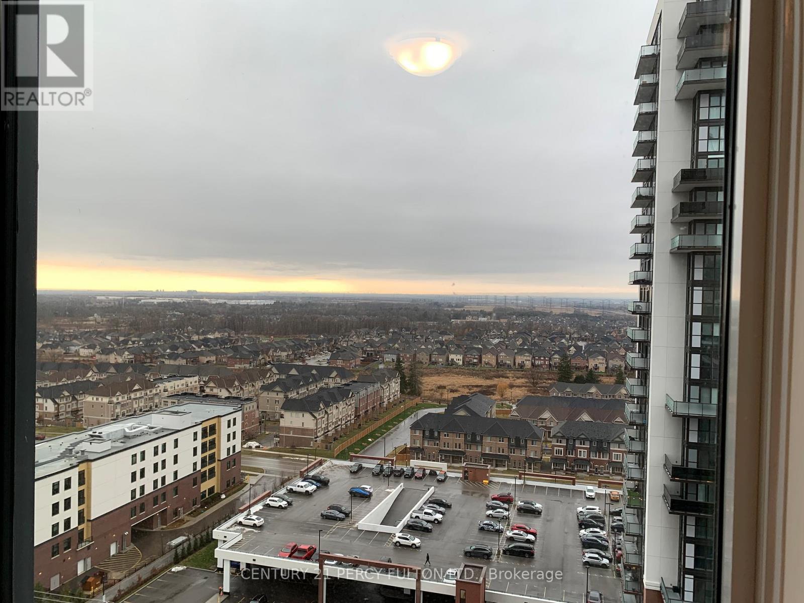 1713 - 2545 Simcoe Street N, Oshawa, Ontario  L1L 0W3 - Photo 7 - E12739876