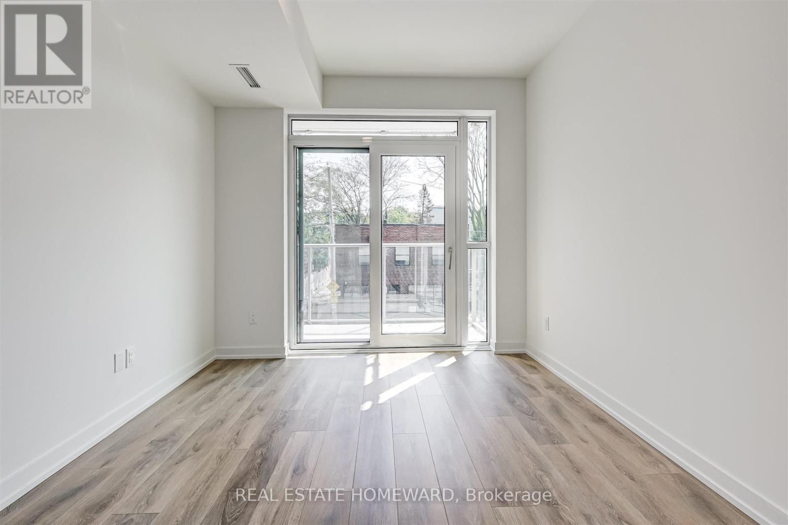 133 - 150 Logan Avenue, Toronto, Ontario  M4M 2N3 - Photo 12 - E12739888