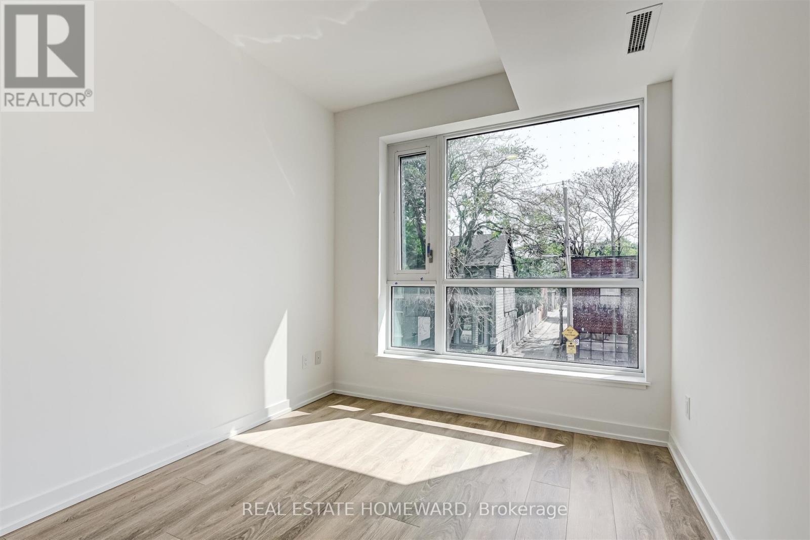 133 - 150 Logan Avenue, Toronto, Ontario  M4M 2N3 - Photo 17 - E12739888
