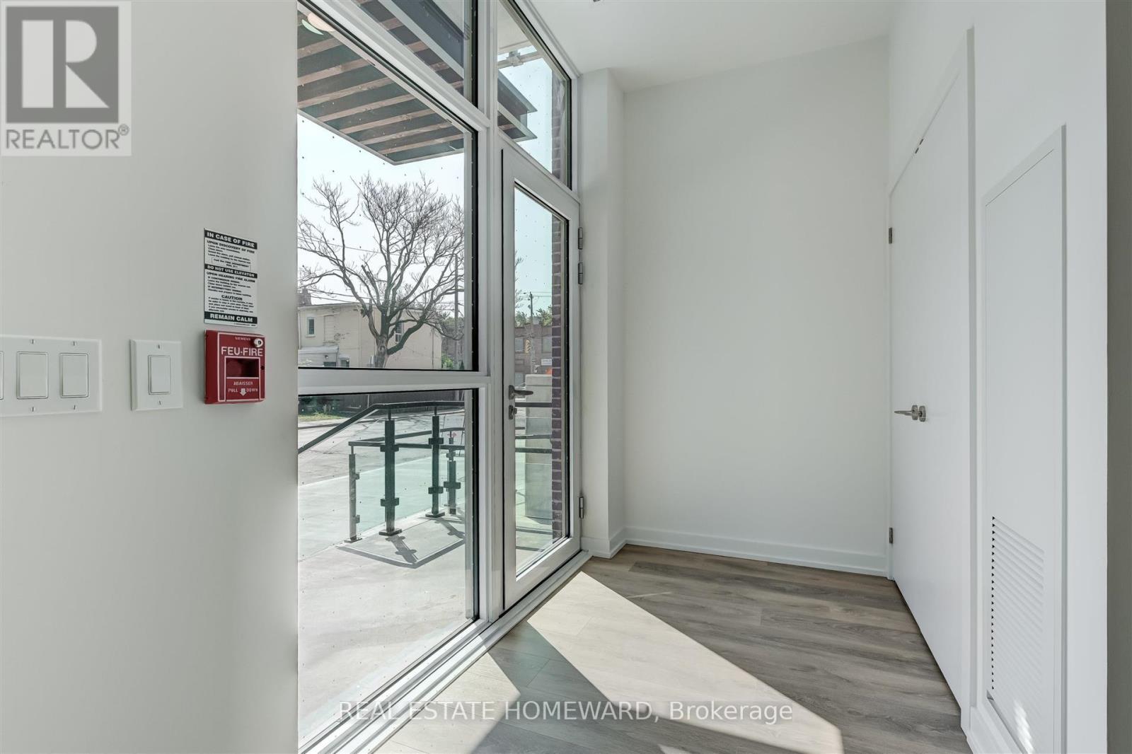 133 - 150 Logan Avenue, Toronto, Ontario  M4M 2N3 - Photo 2 - E12739888