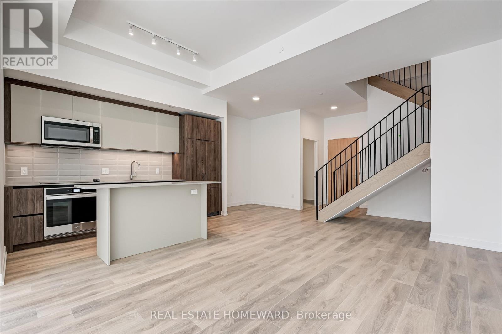 133 - 150 Logan Avenue, Toronto, Ontario  M4M 2N3 - Photo 8 - E12739888