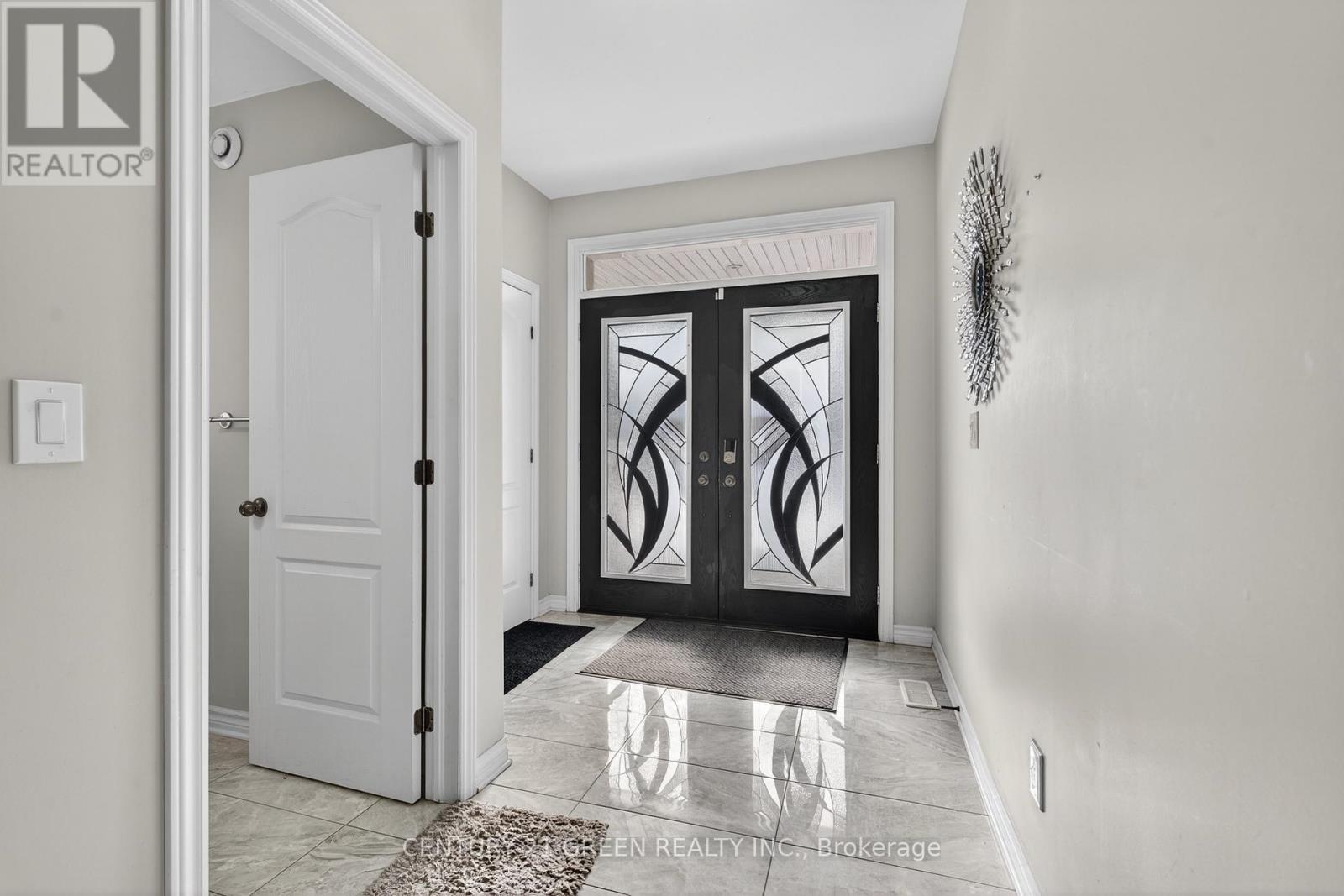 645 Gwen Avenue, Kingston, Ontario  K7P 0M2 - Photo 4 - X12733876