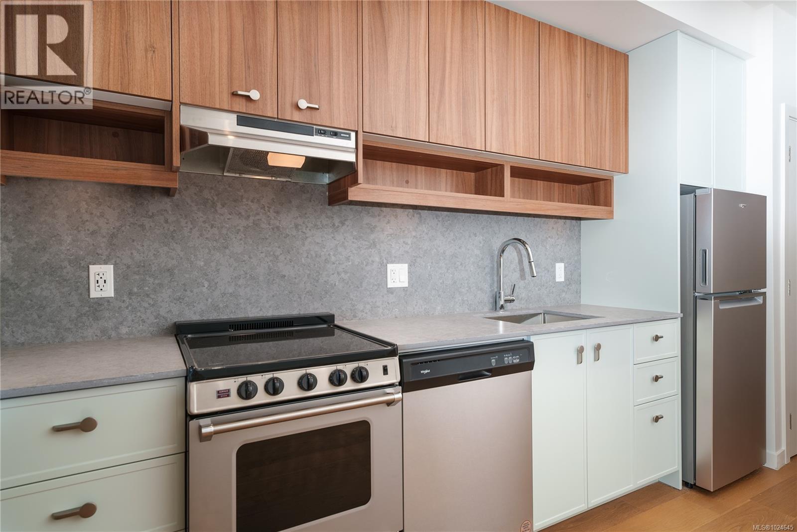 205 629 Speed Ave, Victoria, British Columbia  V8Z 1A5 - Photo 9 - 1024645