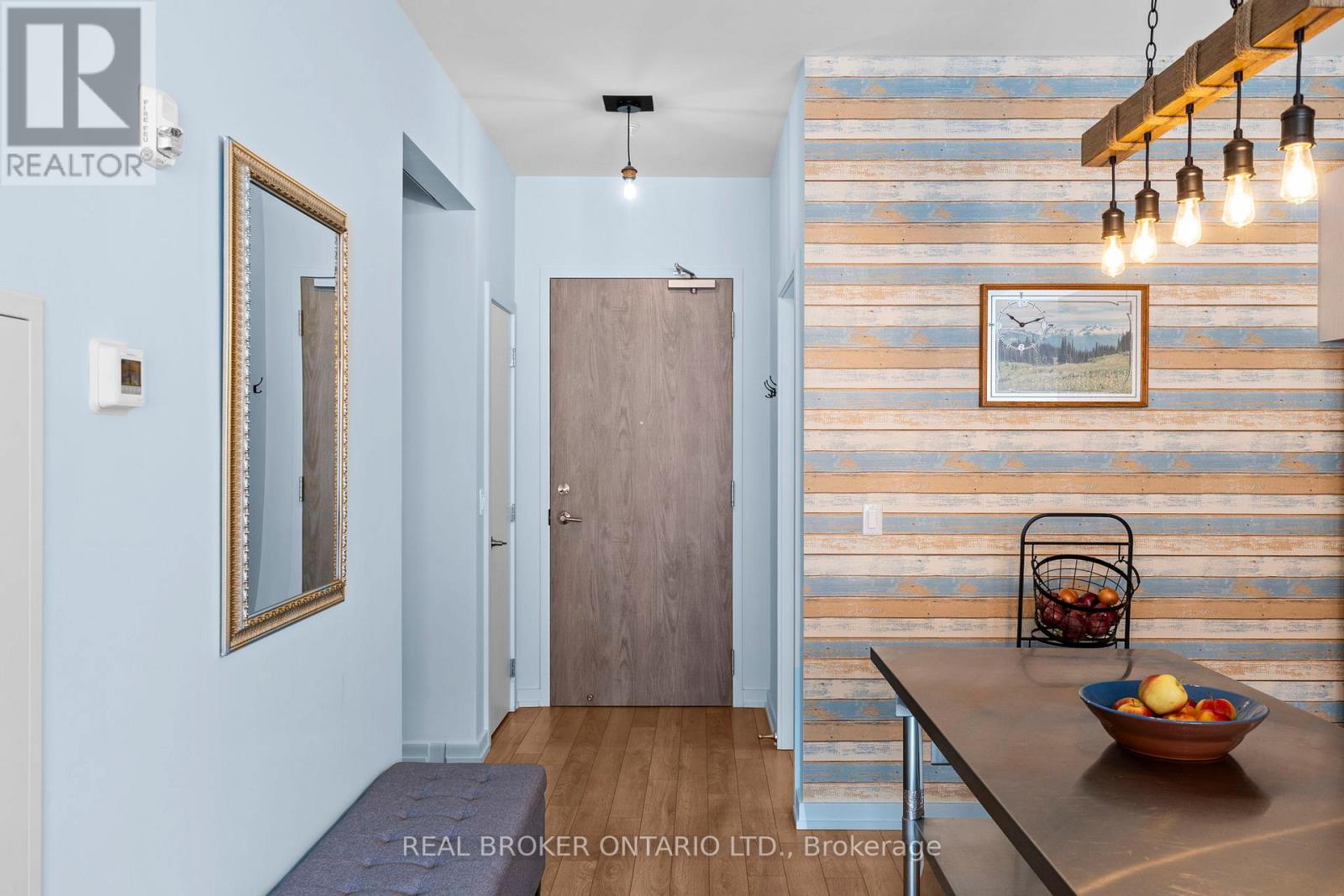 203 - 21 Matchedash Street S, Orillia, Ontario  L3V 4W4 - Photo 4 - S12739868