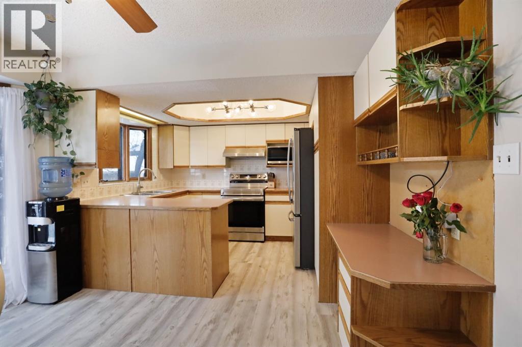 5 Fairview Crescent E, Brooks, Alberta  T1R 0N7 - Photo 10 - A2280392