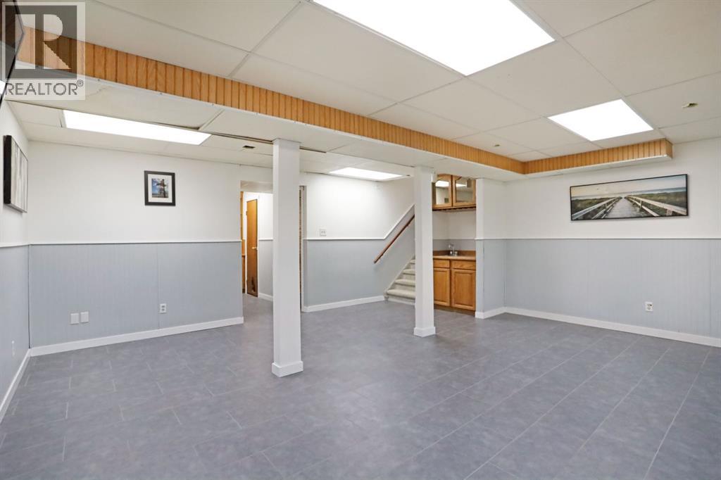 5 Fairview Crescent E, Brooks, Alberta  T1R 0N7 - Photo 37 - A2280392