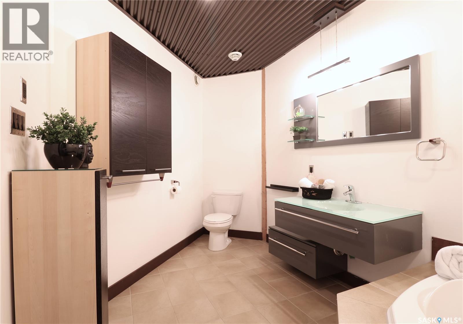 302 1275 Broad Street, Regina, Saskatchewan S4R 1Y2 - Photo 21 - SK027414