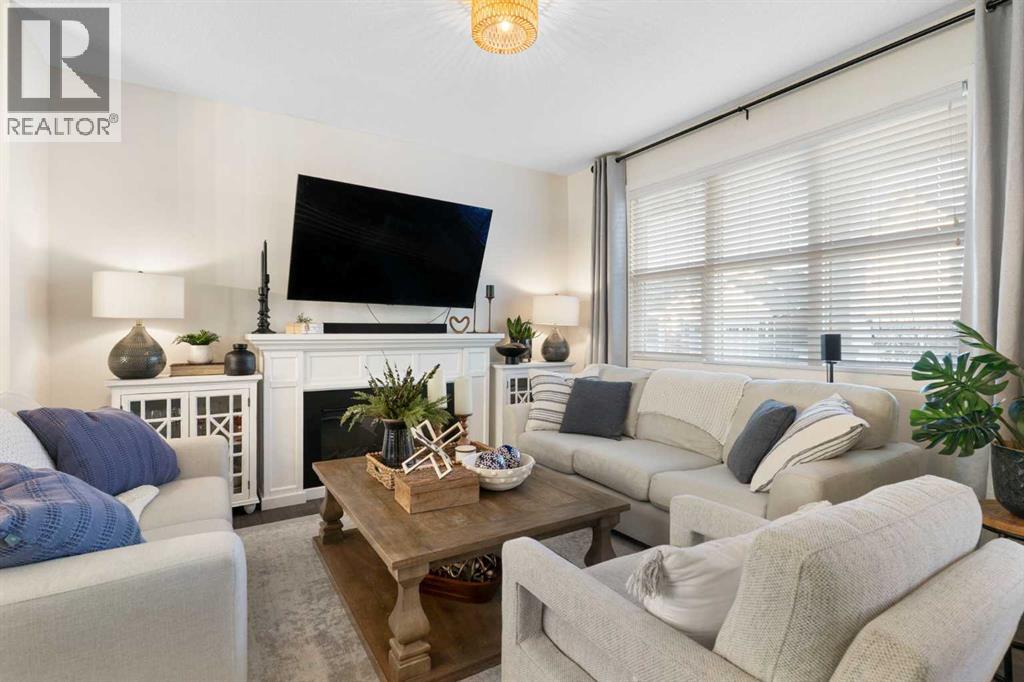 340 Kingsmere Way Se, Airdrie, Alberta  T4A 0Y2 - Photo 4 - A2279759