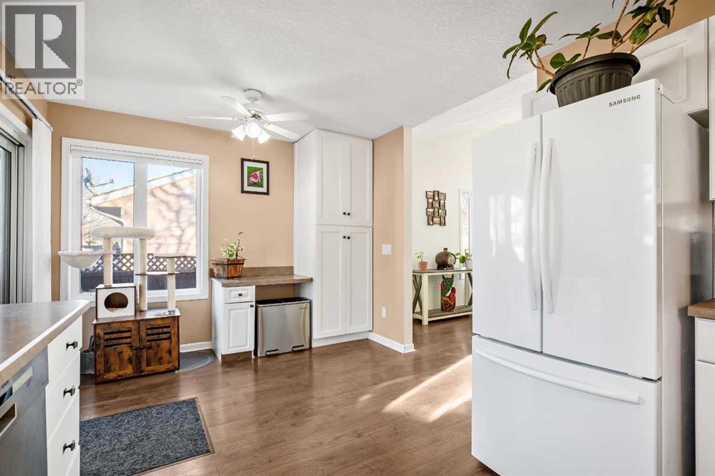 830 Westmount Drive, Strathmore, Alberta  T1P 1A9 - Photo 10 - A2281201