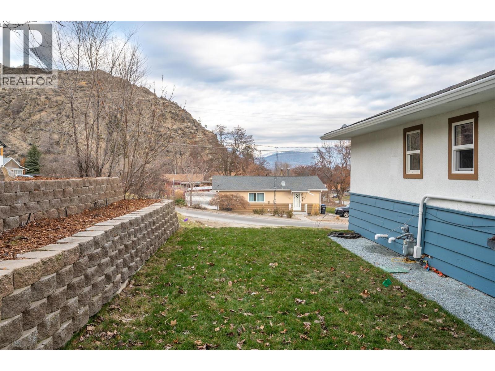 6470 Hollow Street, Oliver, British Columbia  V0H 1T0 - Photo 47 - 10374175