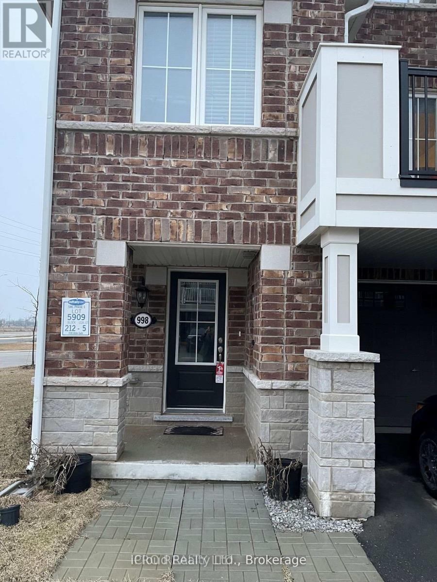 998 Alder Gate, Milton, Ontario  L9E 1R6 - Photo 3 - W12739850