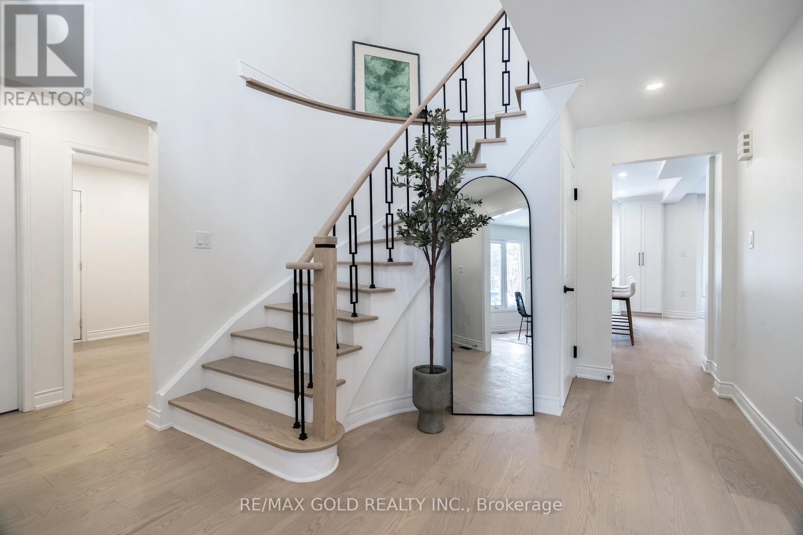 1138 Sawgrass Crescent, Mississauga, Ontario  L5C 3V4 - Photo 18 - W12739916