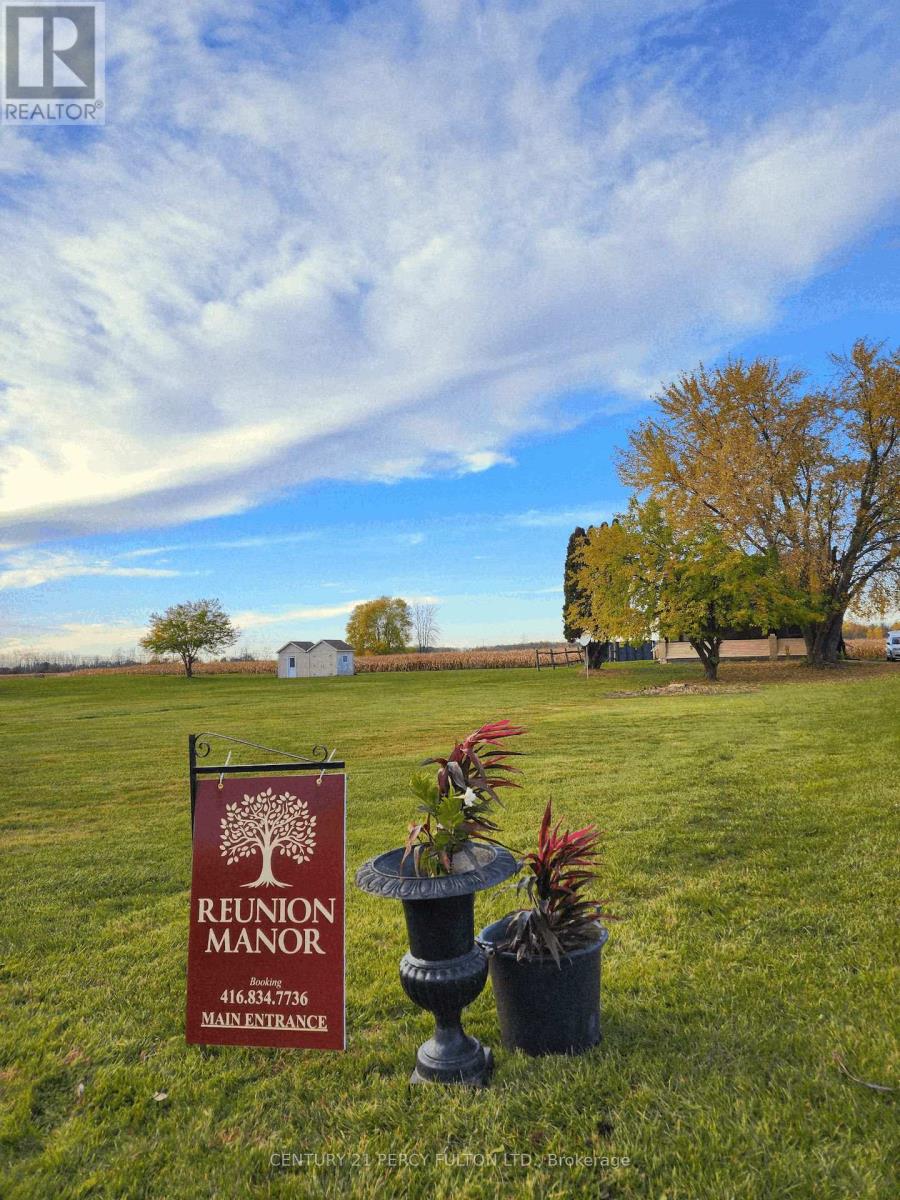 29018 Highway 48, Georgina, Ontario  L0E 1N0 - Photo 3 - N12663238