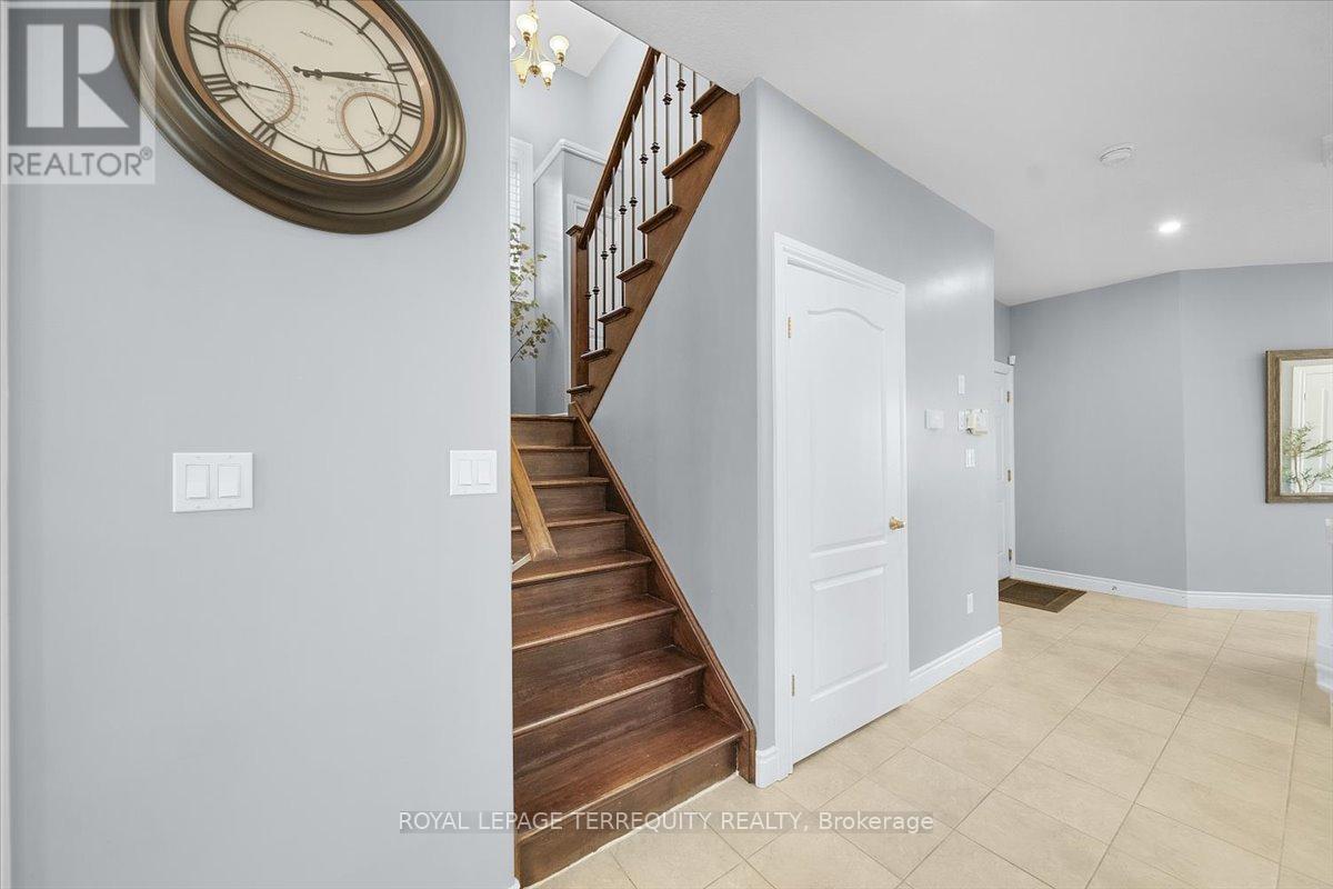 131 Maple Bush Drive, Cambridge, Ontario  N1T 0B7 - Photo 16 - X12739854