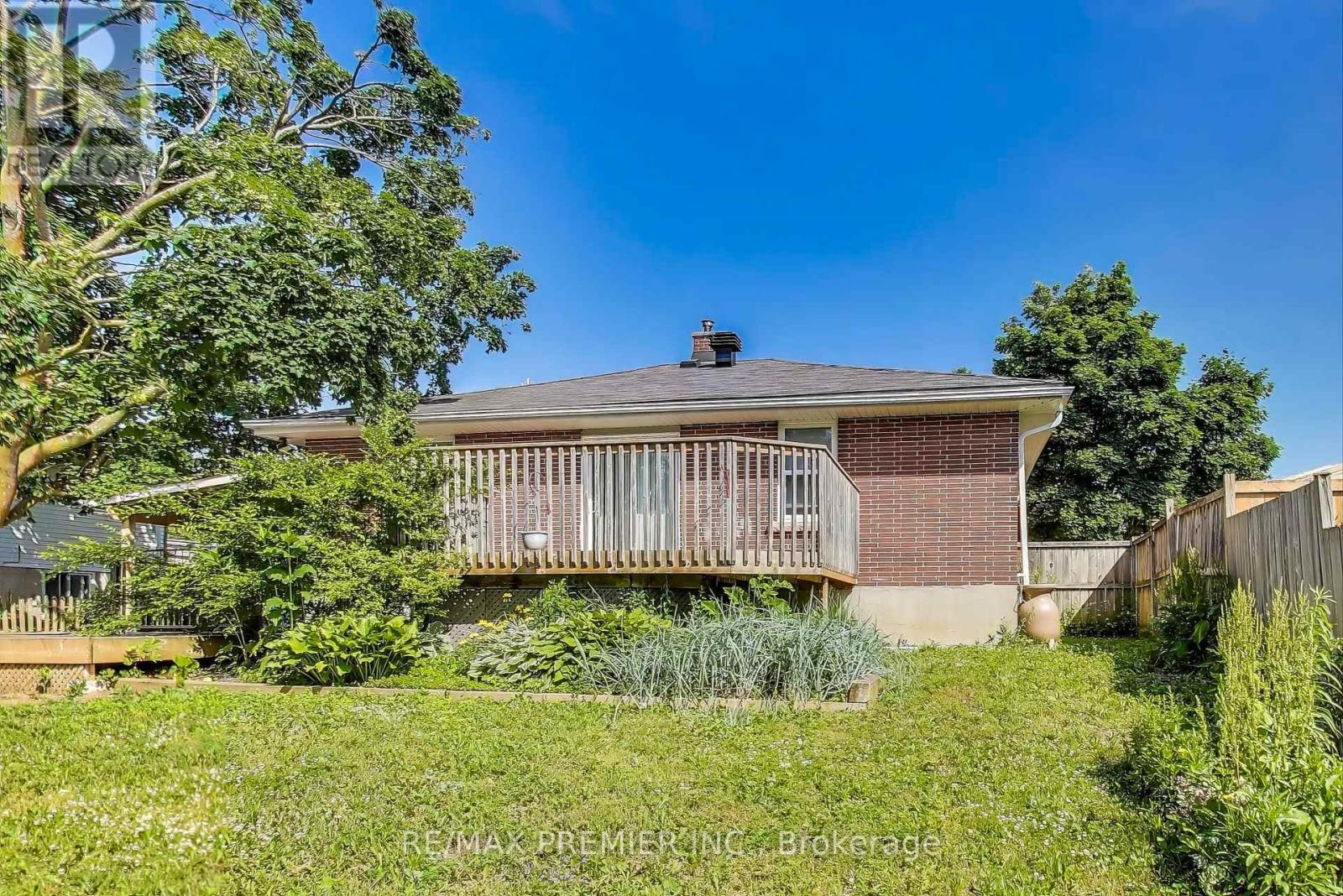 5 Golfdale Road, Barrie, Ontario  L4N 6R5 - Photo 37 - S12453266