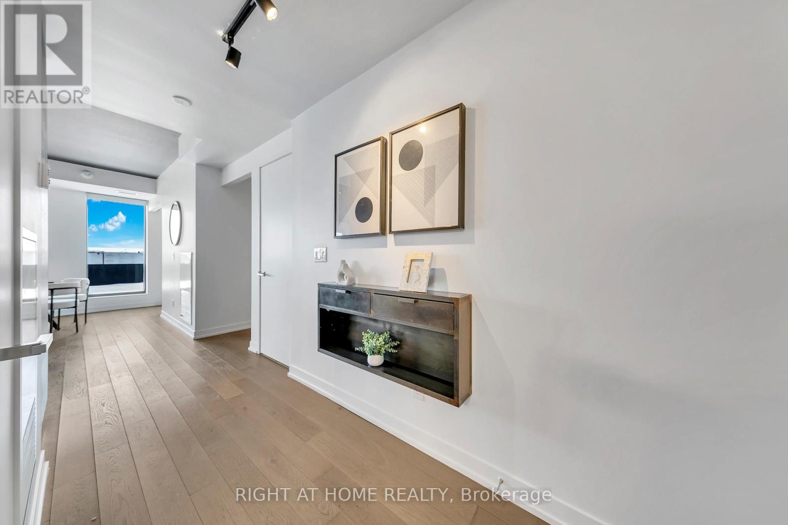 613 - 530 Indian Grove, Toronto, Ontario  M6P 0B3 - Photo 35 - W12734470