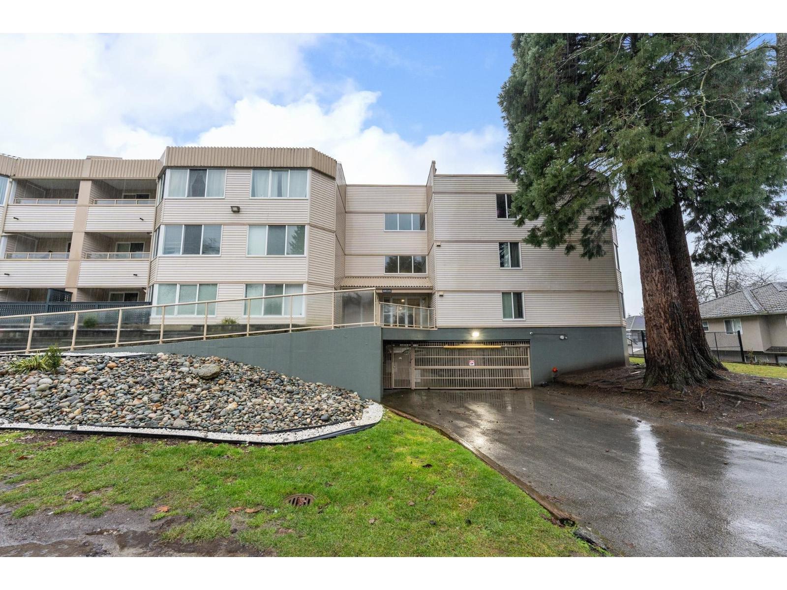 210 9635 121 Street, Surrey, British Columbia V3V 7L8 - Photo 19 - R3083862