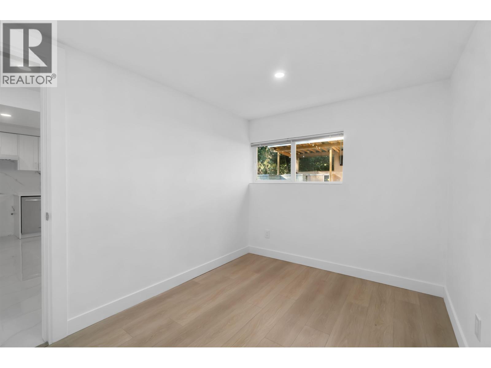 3837 Sunnycrest Drive, North Vancouver, British Columbia  V7R 3C5 - Photo 33 - R3084561