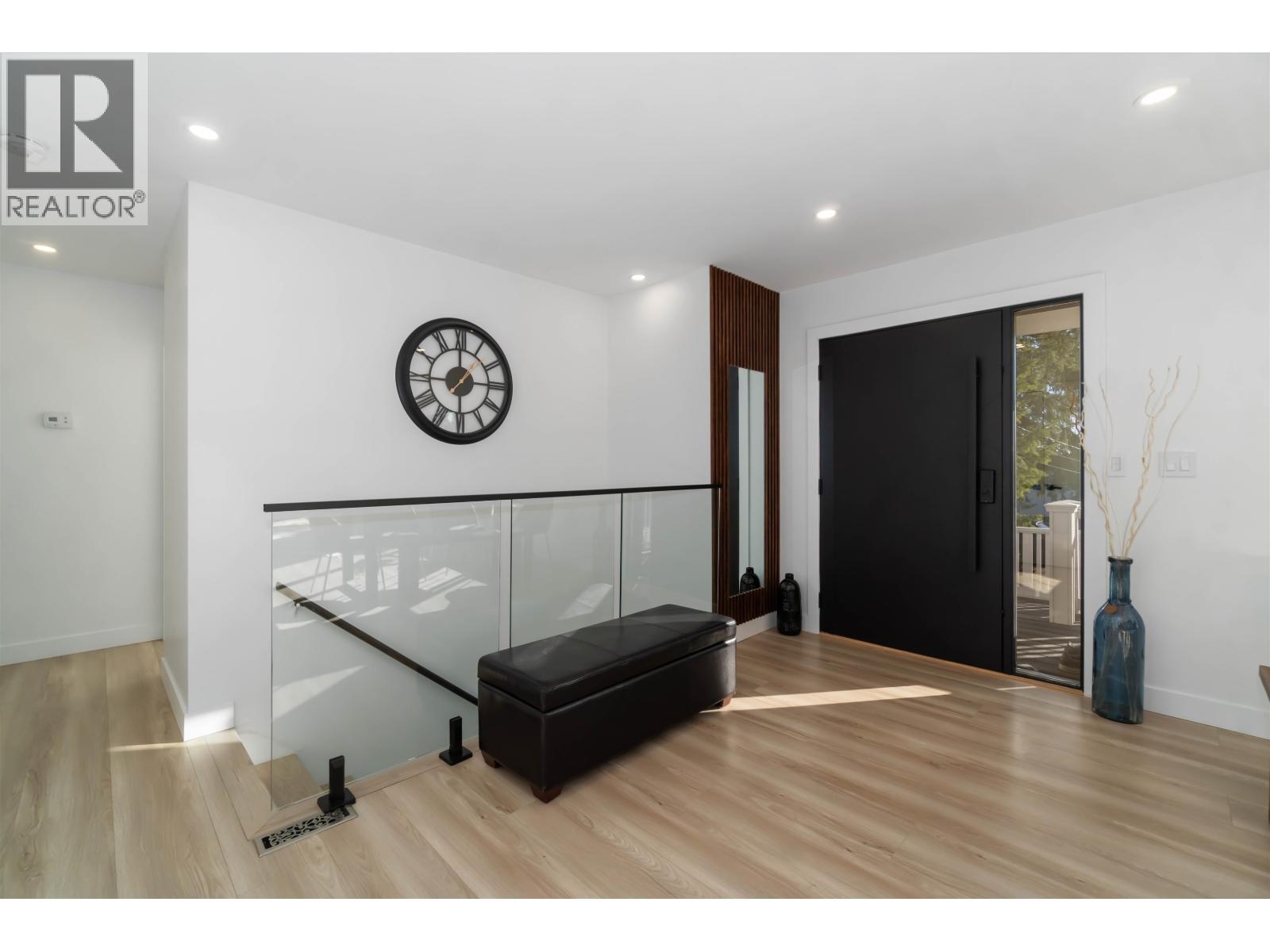 3837 Sunnycrest Drive, North Vancouver, British Columbia  V7R 3C5 - Photo 14 - R3084561