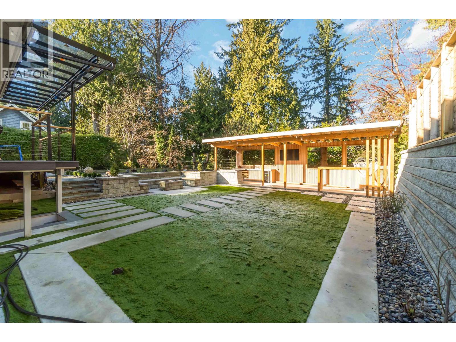 3837 Sunnycrest Drive, North Vancouver, British Columbia  V7R 3C5 - Photo 28 - R3084561