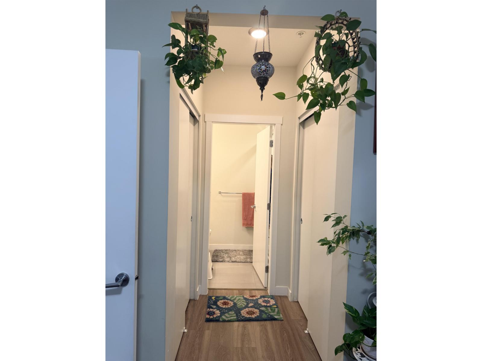 213 10838 Whalley Boulevard, Surrey, British Columbia  V3R 0G8 - Photo 11 - R3084199