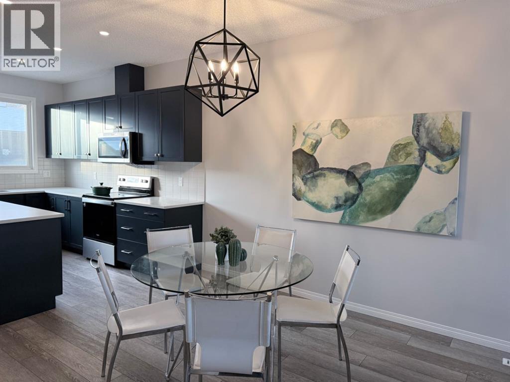 362 Wolf Creek Manor Se, Calgary, Alberta  T2X 4V5 - Photo 7 - A2279985