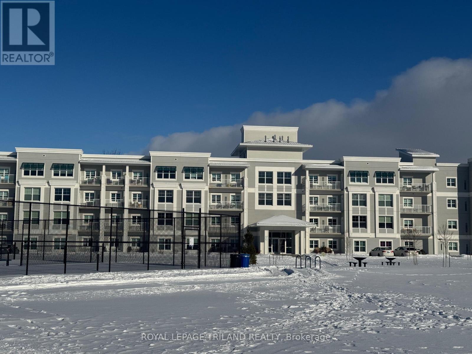 205 - 100 The Promenade, Central Elgin, Ontario  N5L 1C5 - Photo 1 - X12739980