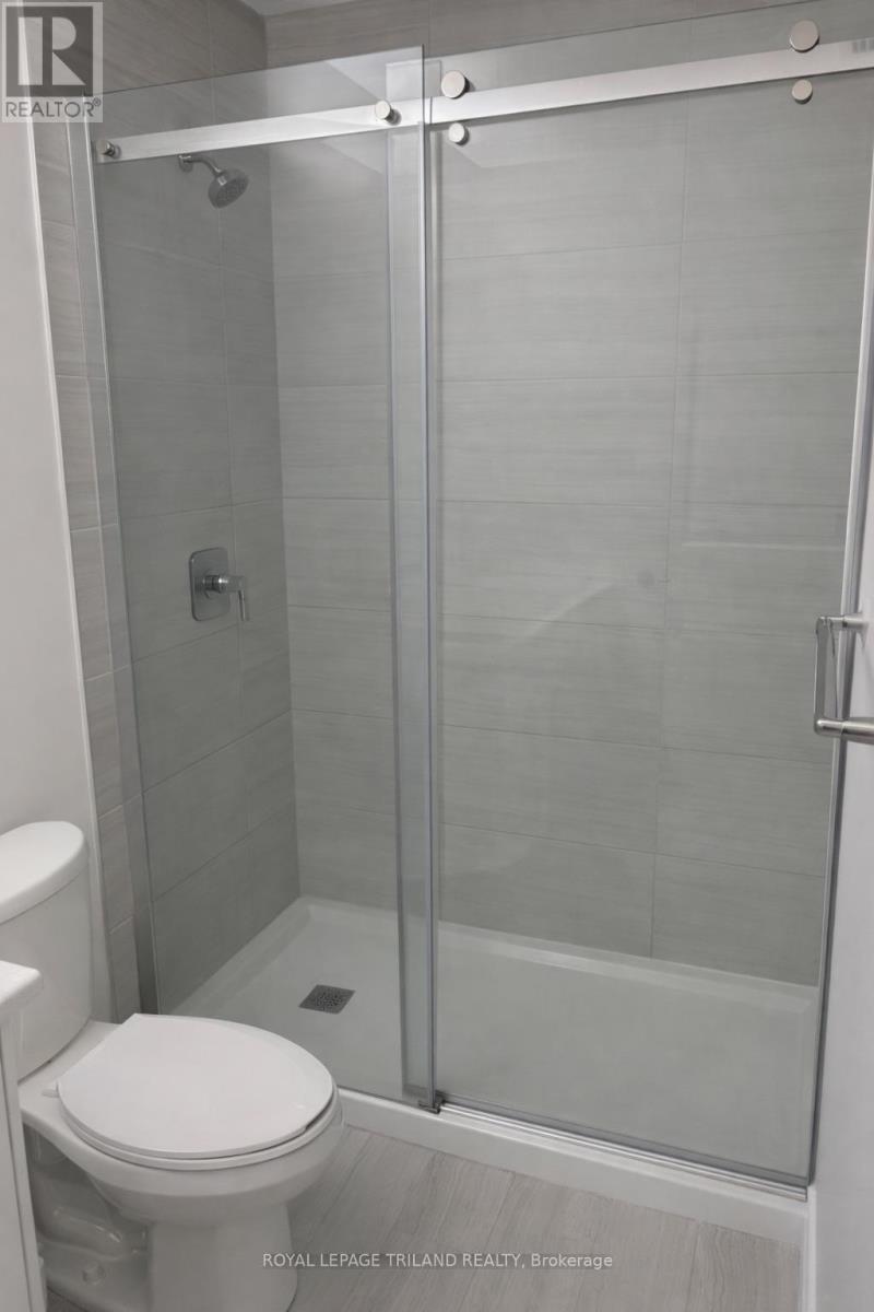 205 - 100 The Promenade, Central Elgin, Ontario  N5L 1C5 - Photo 10 - X12739980