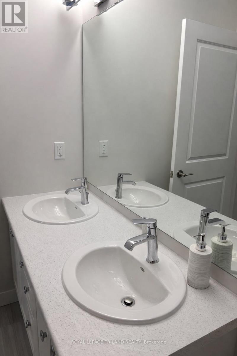 205 - 100 The Promenade, Central Elgin, Ontario  N5L 1C5 - Photo 9 - X12739980