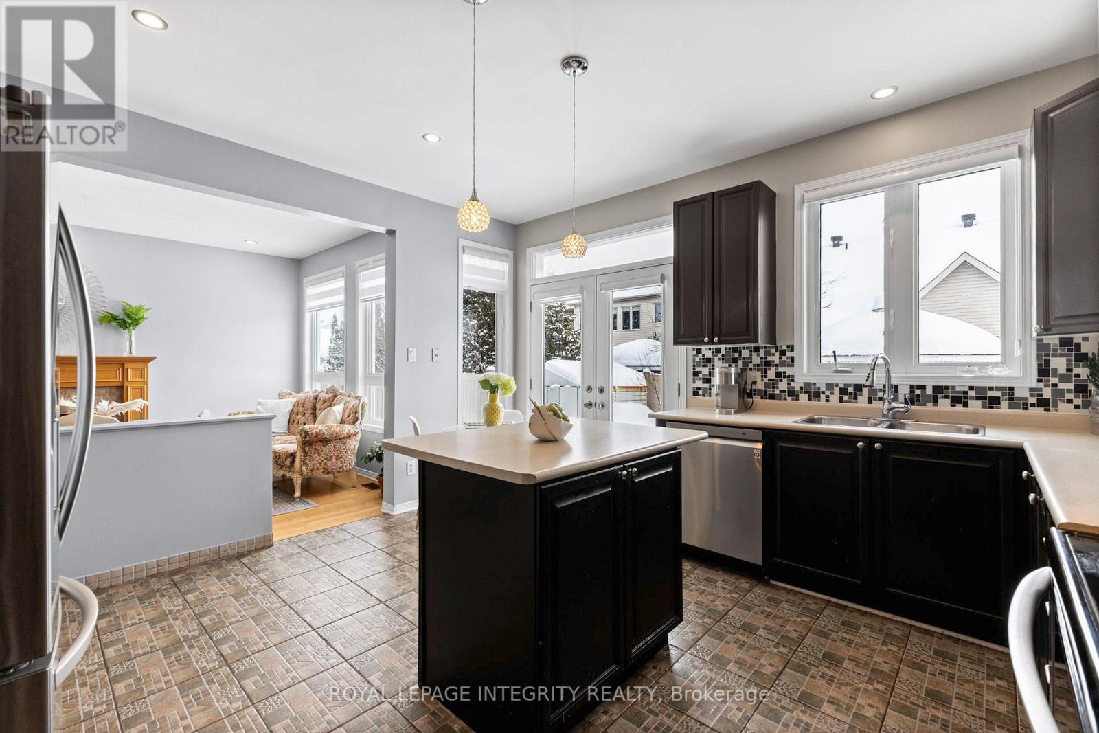 2421 Glandriel Crescent, Ottawa, Ontario  K4A 4T2 - Photo 18 - X12739996