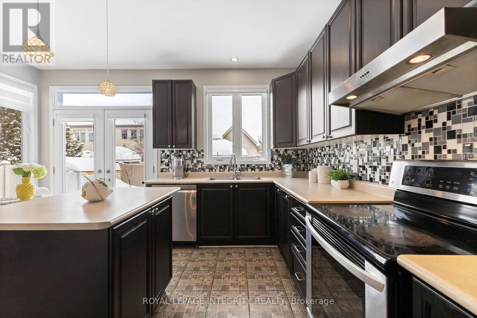 2421 Glandriel Crescent, Ottawa, Ontario  K4A 4T2 - Photo 19 - X12739996