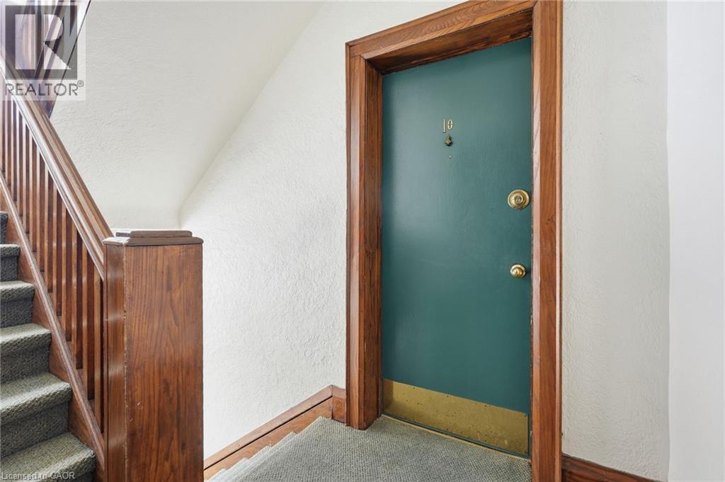 97 Connaught Avenue S Unit# 10, Hamilton, Ontario  L8M 3C4 - Photo 5 - 40801626