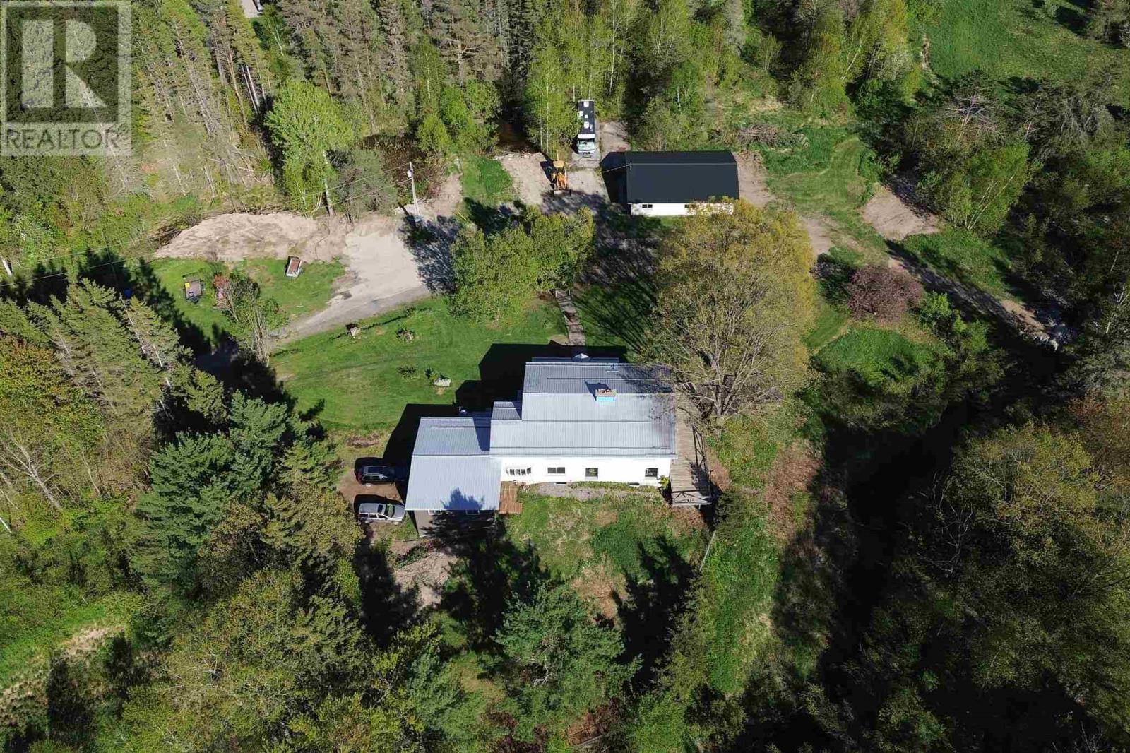 1285 Old Garden River Rd, Sault Ste. Marie, Ontario P6A 6J8 - Photo 3 - SM252075