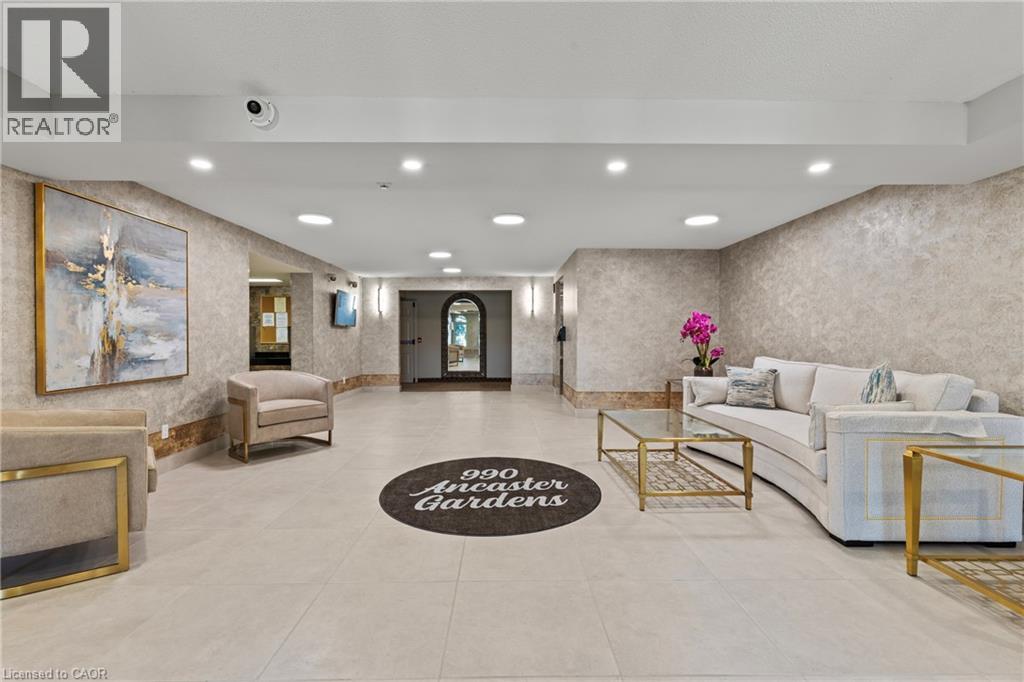 990 Golf Links Road Unit# 301, Ancaster, Ontario  L9K 1J8 - Photo 3 - 40798955