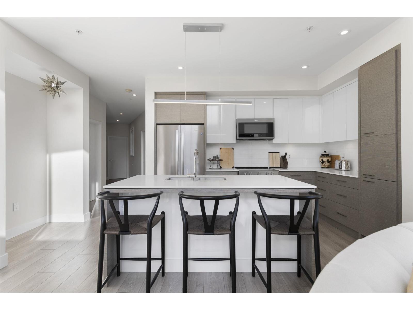 401 45500 Market Way, Garrison Crossing, Chilliwack, British Columbia  V2R 6G5 - Photo 8 - R3071876