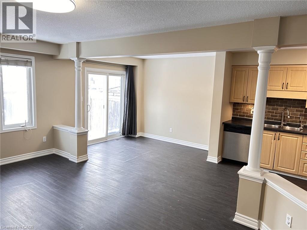 154 Snowdrop Crescent, Kitchener, Ontario  N2E 4G7 - Photo 4 - 40801569