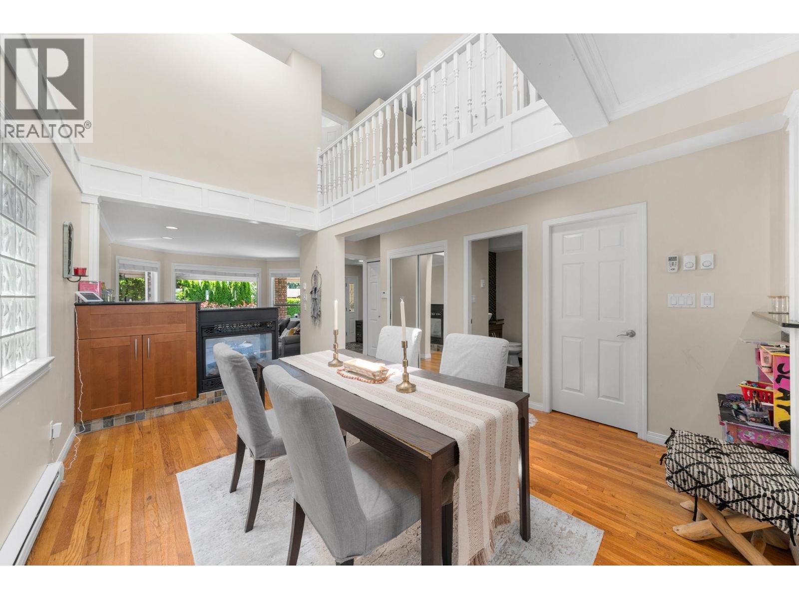 2 460 W 6th Street, North Vancouver, British Columbia  V7M 1K9 - Photo 9 - R3053135