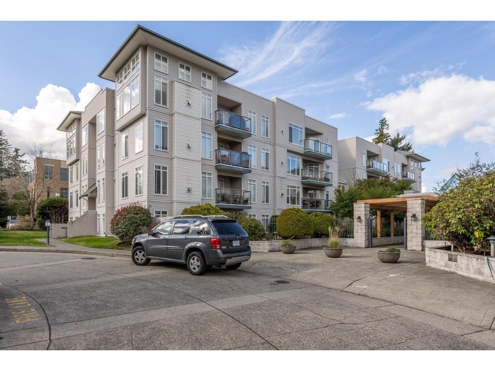 204 32075 George Ferguson Way, Abbotsford, British Columbia  V2T 2K7 - Photo 2 - R3084347