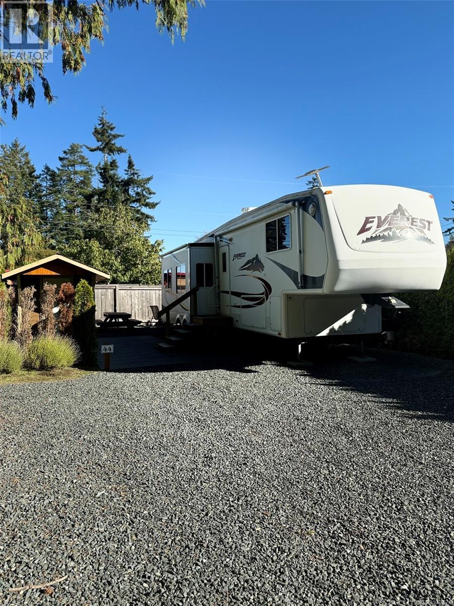 44 6050 island Hwy, Qualicum Beach, British Columbia