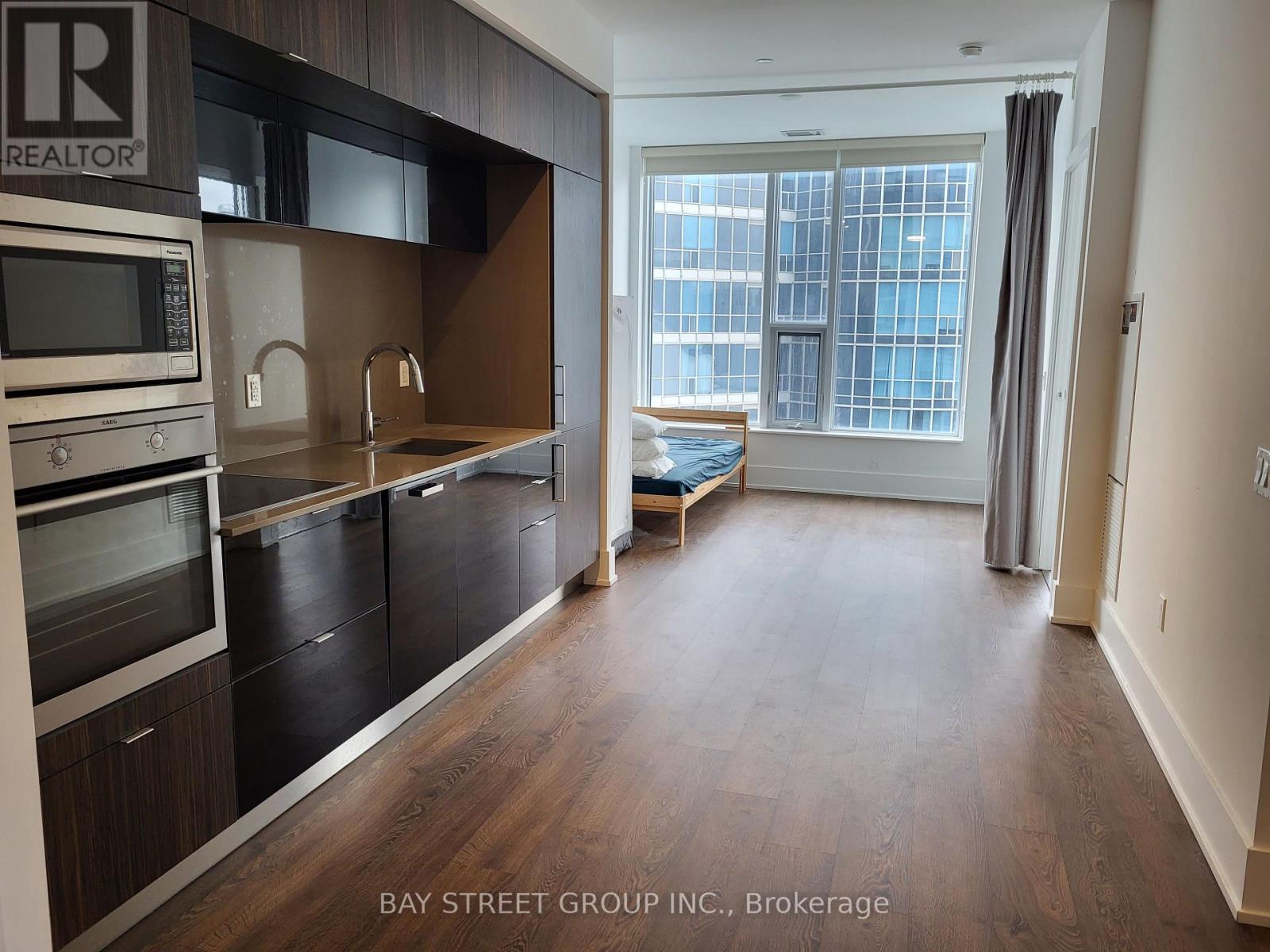 3307 - 10 York Street, Toronto, Ontario  M5J 0E1 - Photo 7 - C12739972