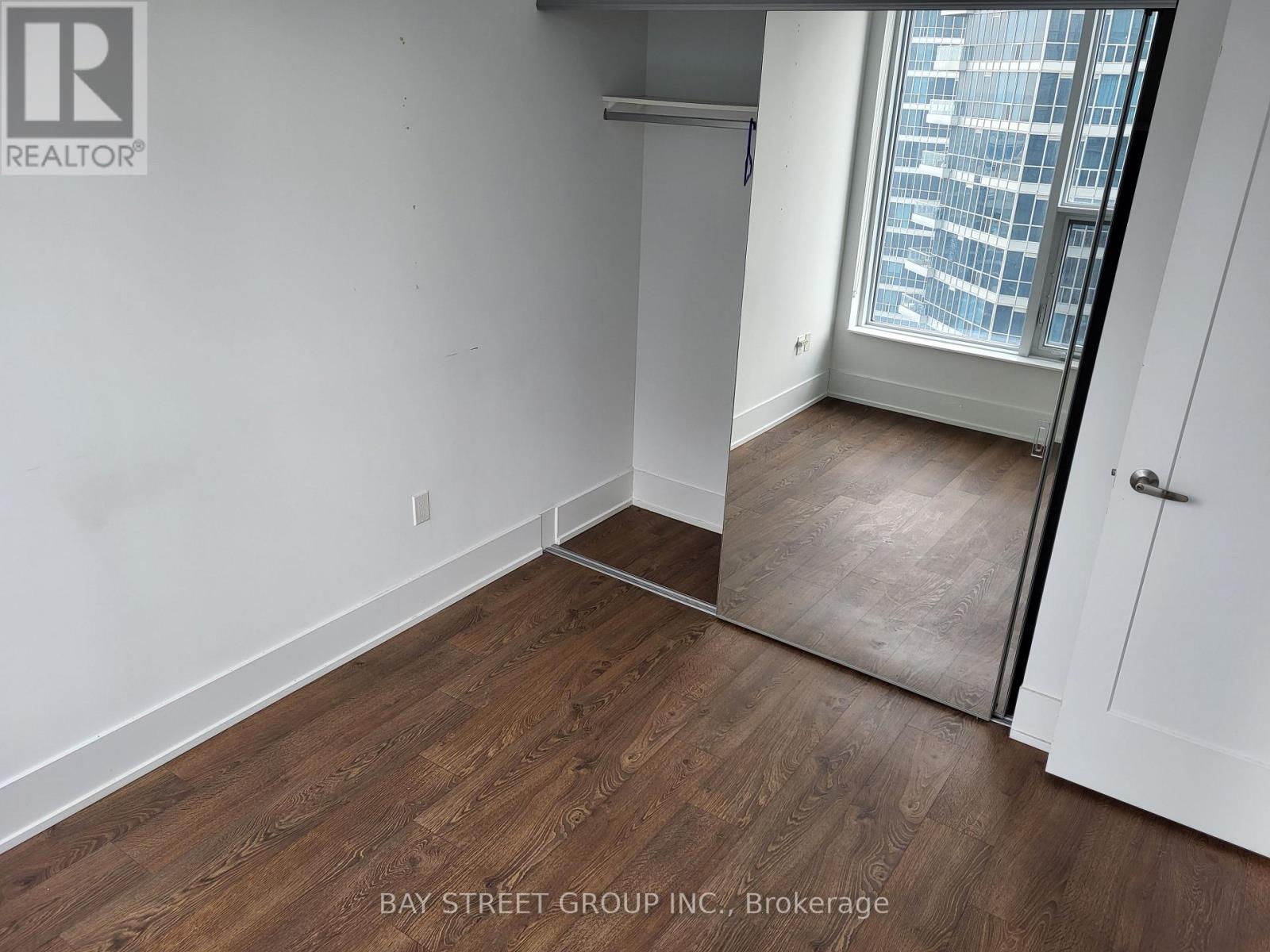 3307 - 10 York Street, Toronto, Ontario  M5J 0E1 - Photo 9 - C12739972