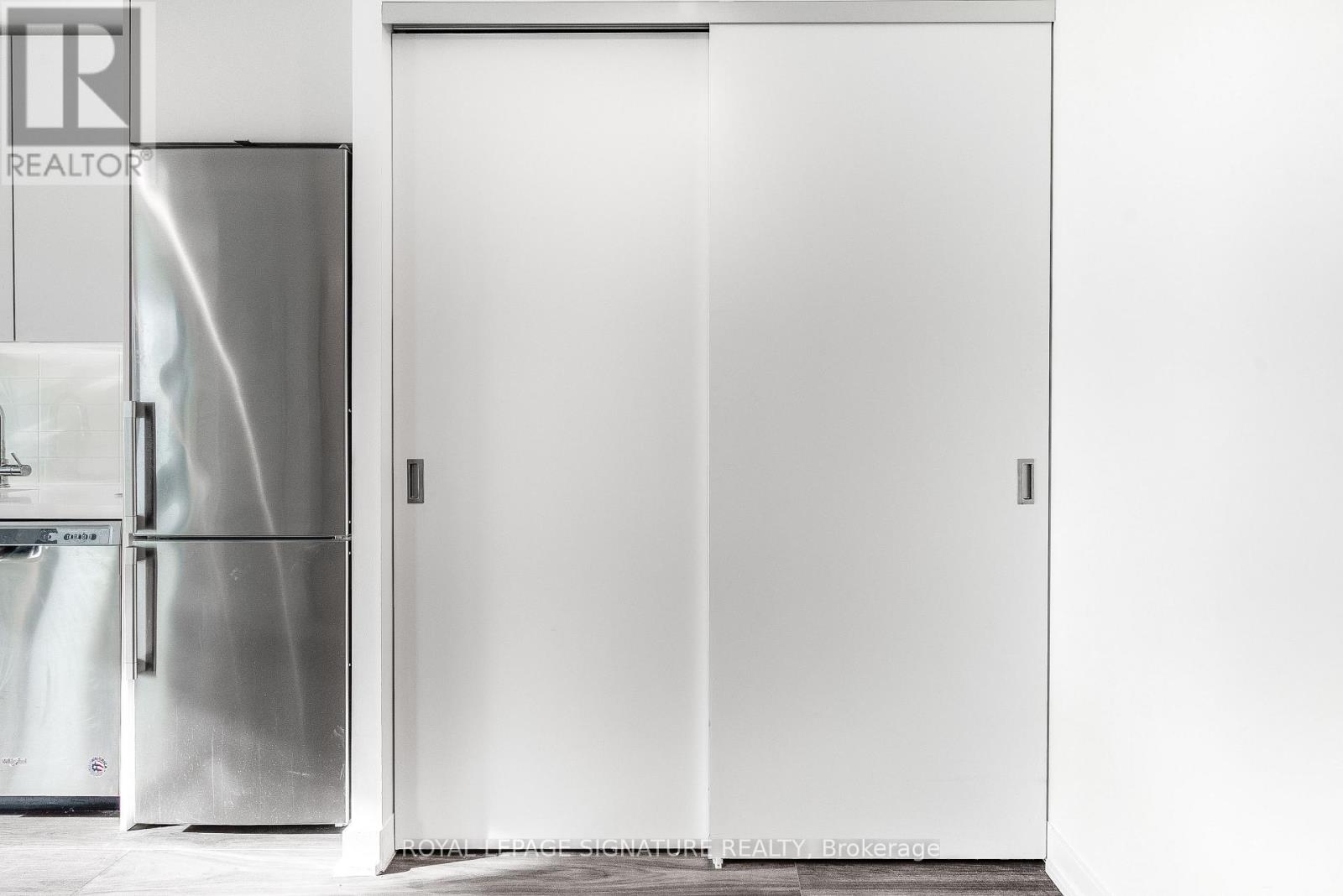 1006 - 55 Ontario Street, Toronto, Ontario  M5A 0T8 - Photo 8 - C12740078