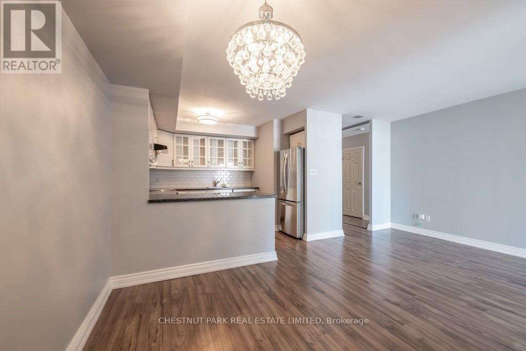 2107 - 25 The Esplanade, Toronto, Ontario  M5E 1W5 - Photo 4 - C12740092