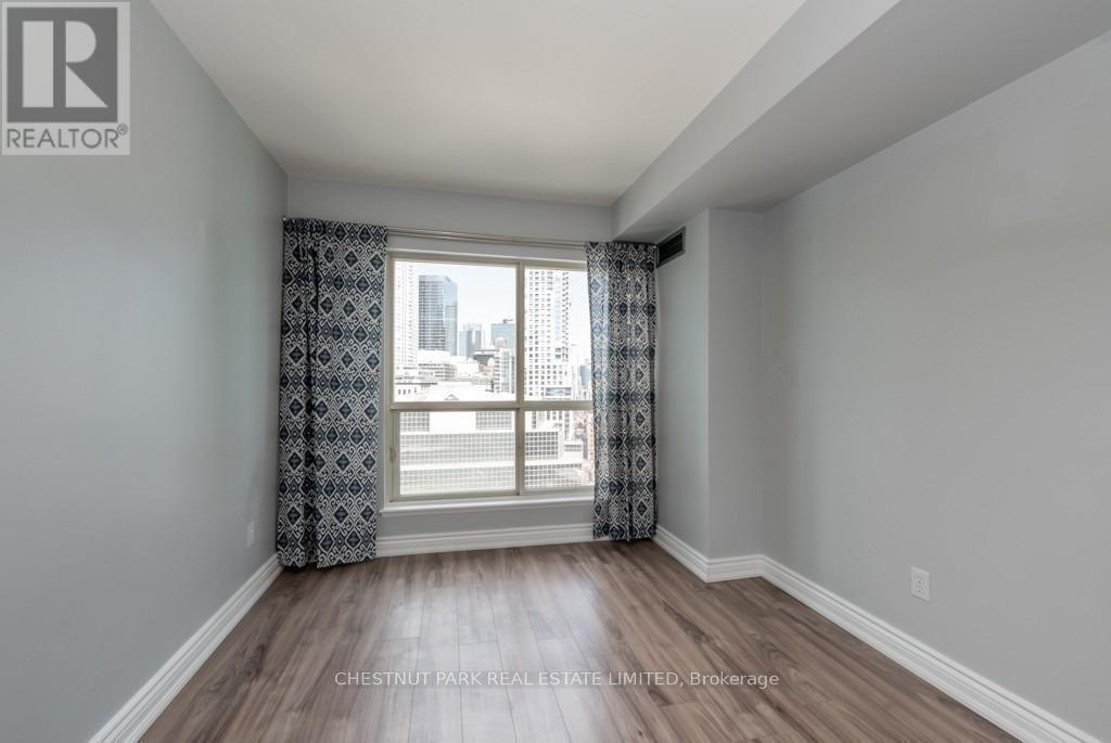 2107 - 25 The Esplanade, Toronto, Ontario  M5E 1W5 - Photo 7 - C12740092