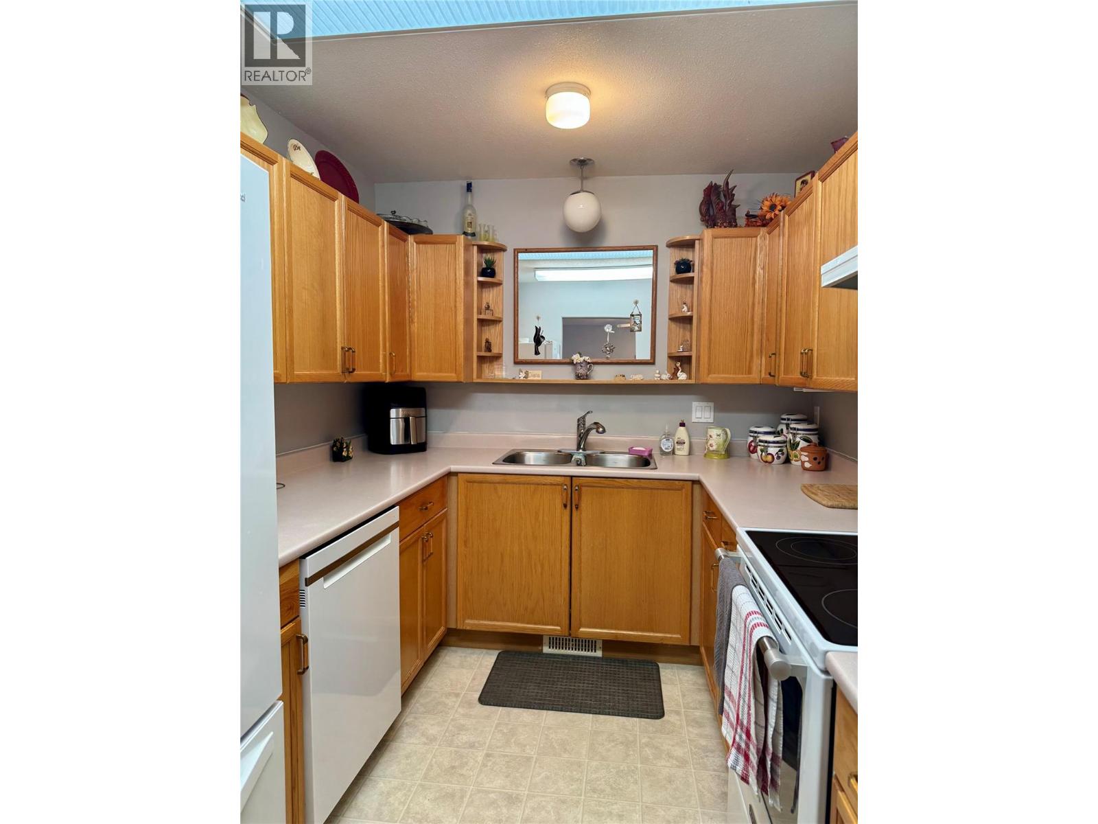 2760 Voght Street Unit# 16, Merritt, British Columbia  V1K 1C8 - Photo 8 - 10374260