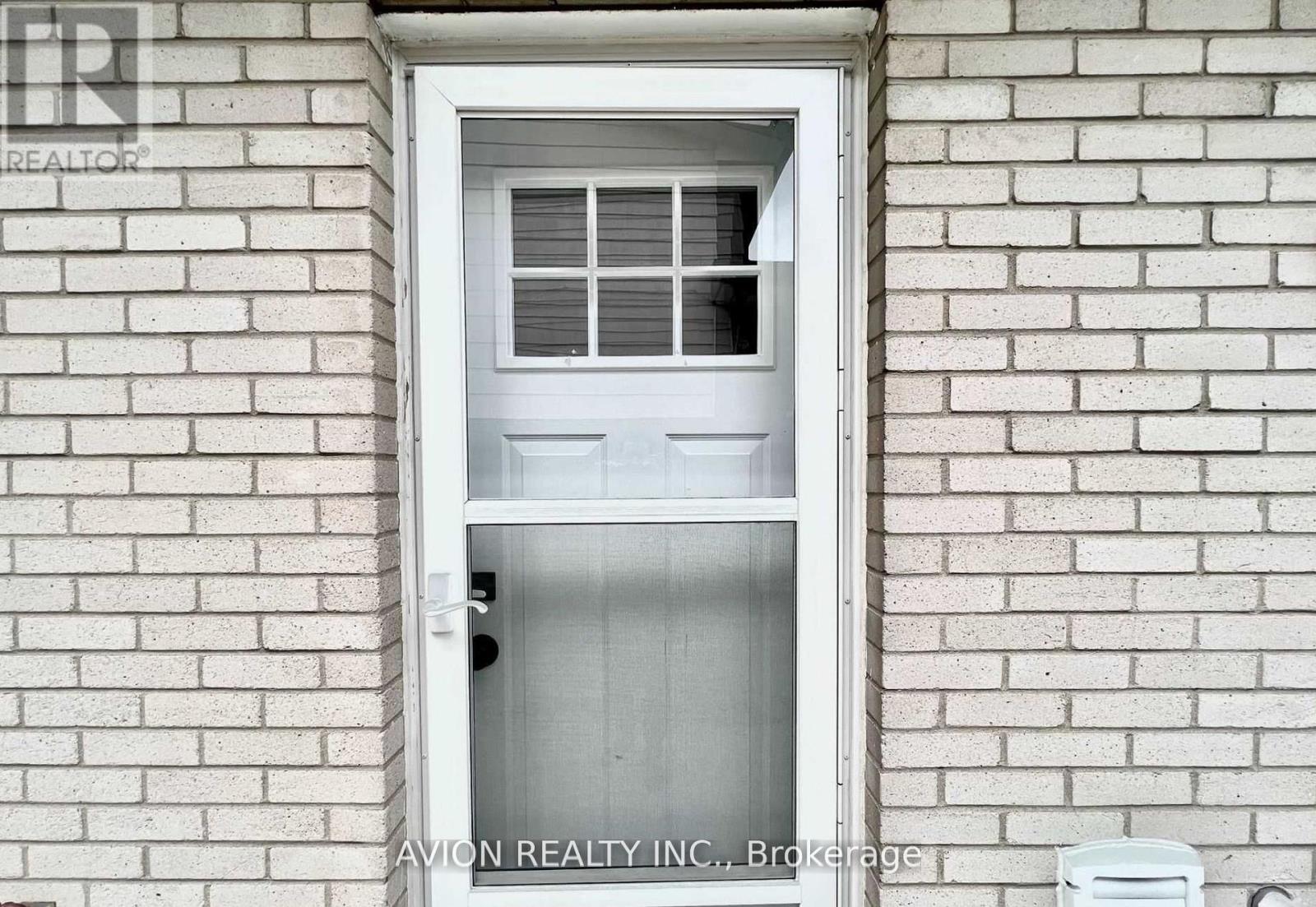 878 West Shore Boulevard, Pickering, Ontario  L1W 2V7 - Photo 3 - E12740018