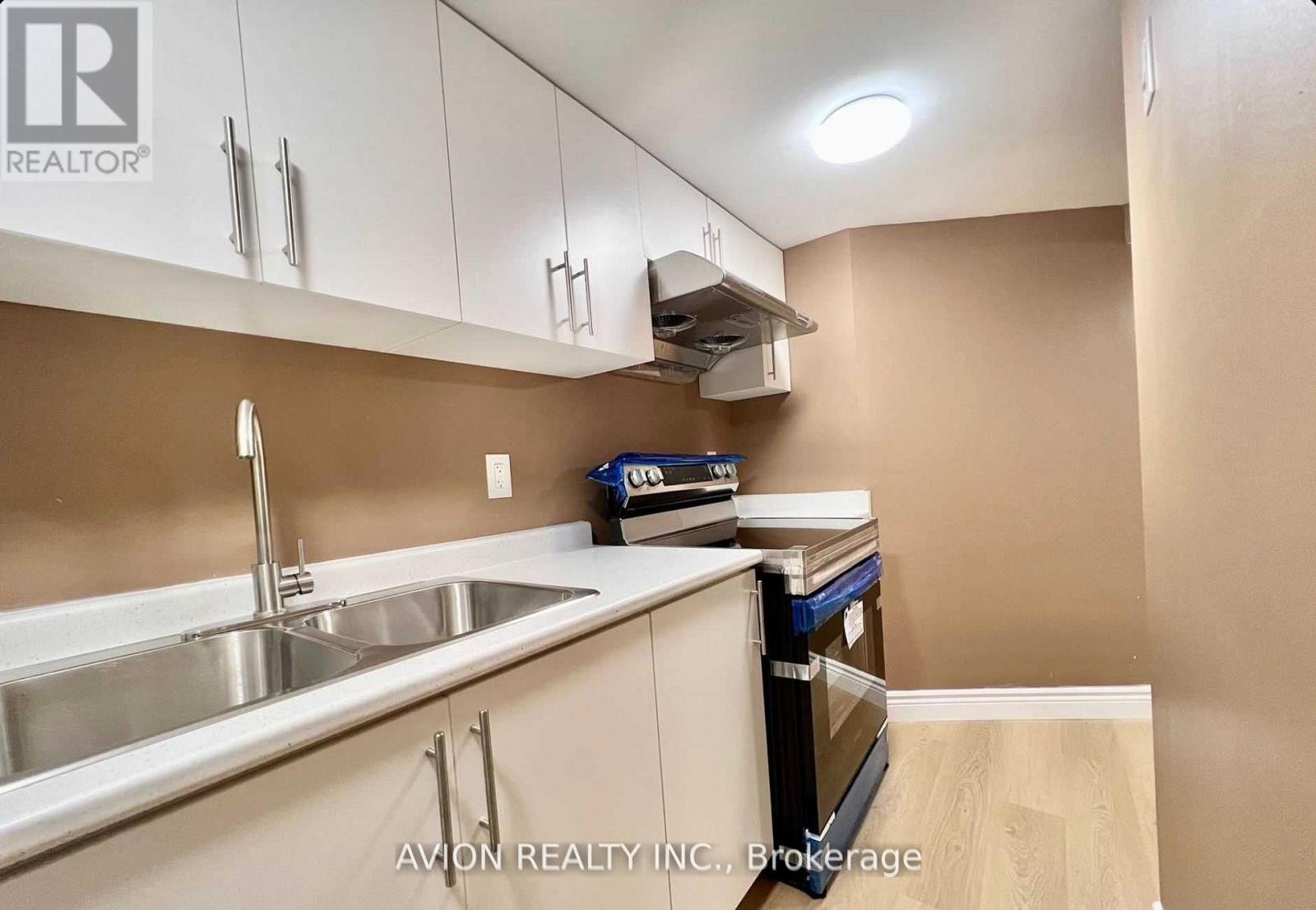 878 West Shore Boulevard, Pickering, Ontario  L1W 2V7 - Photo 8 - E12740018