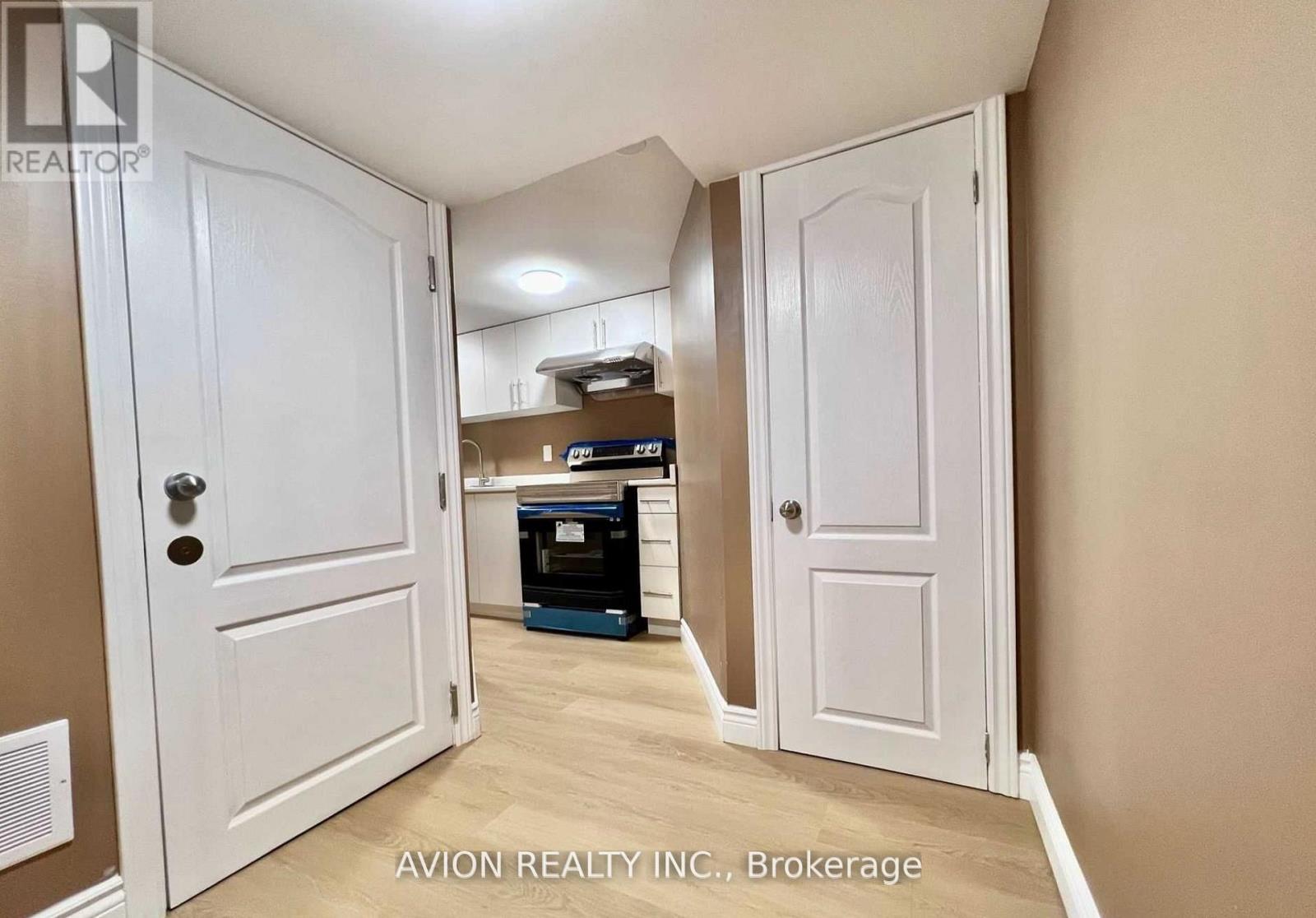 878 West Shore Boulevard, Pickering, Ontario  L1W 2V7 - Photo 9 - E12740018